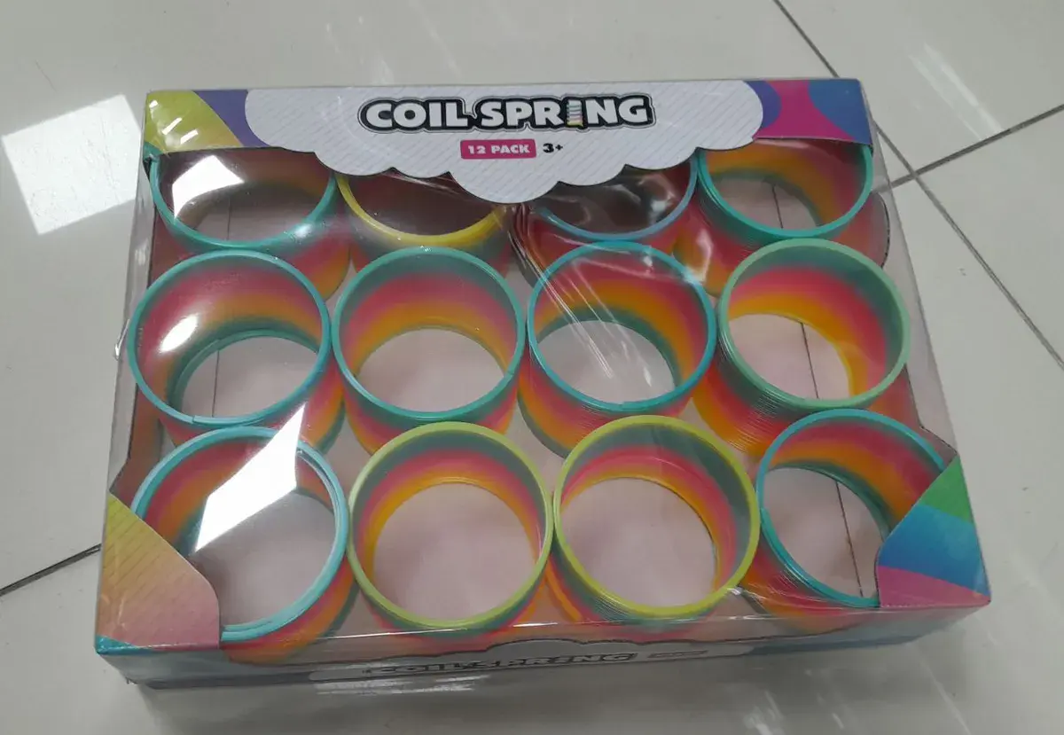 Zabawka sprężyna coil spring tęczowa 12 sztuk zestaw