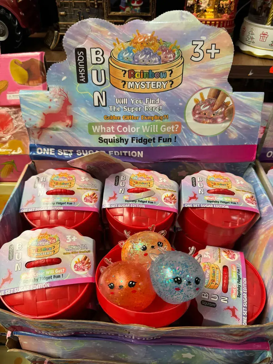 Squishy Bun Rainbow Mystery zabawka sensoryczna 3+ zestaw cukierkowy