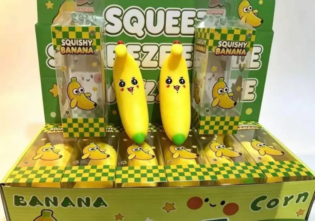 Squishy Banana antystresowa gniotka żółta miękka