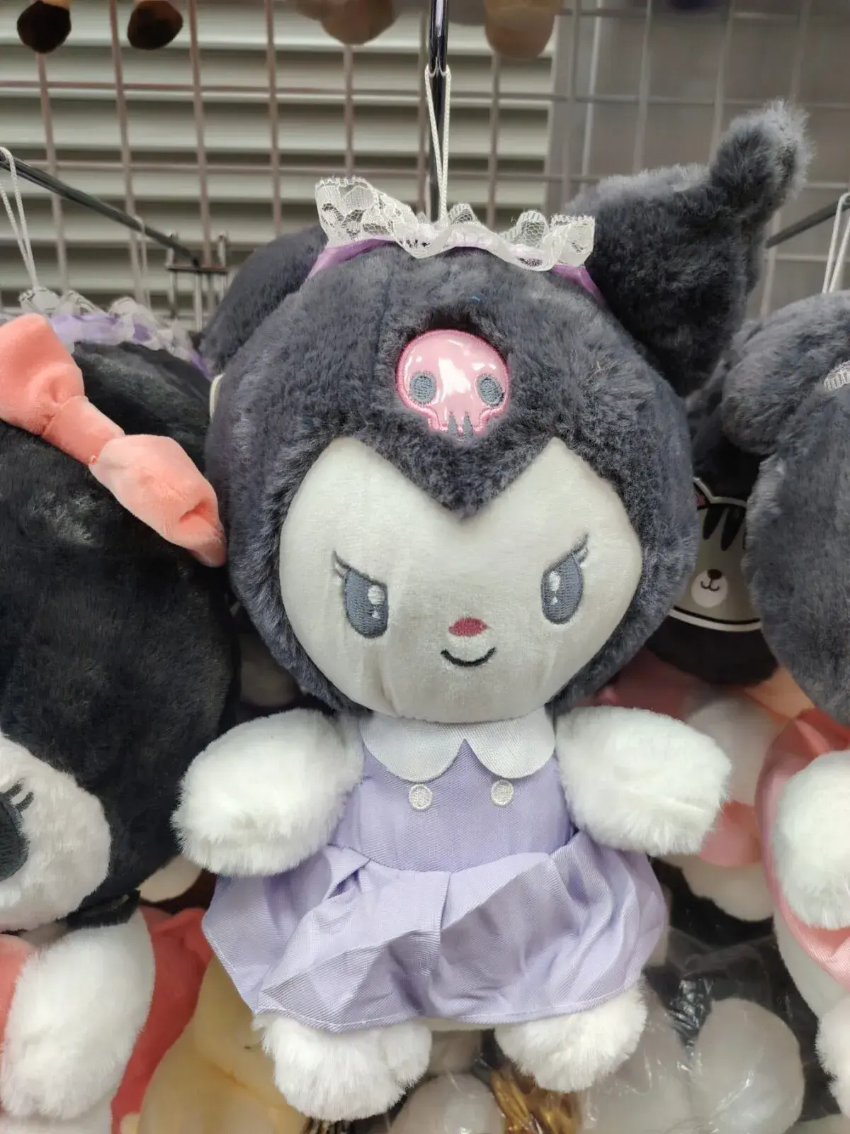 Maskotka Pluszowa Kuromi 30cm, w wielu kolorach