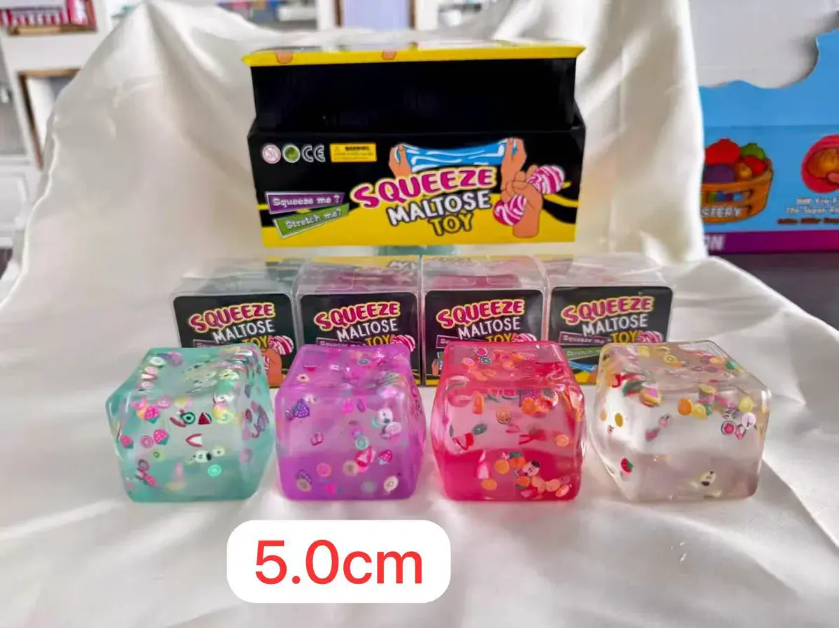 Zabawka squeeze maltose toy kostka 5 cm mix kolorów