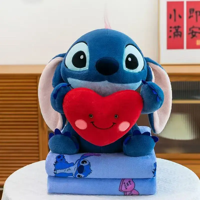 Maskotka Stitch z Kocykiem i Serduszkiem, w wielu kolorach