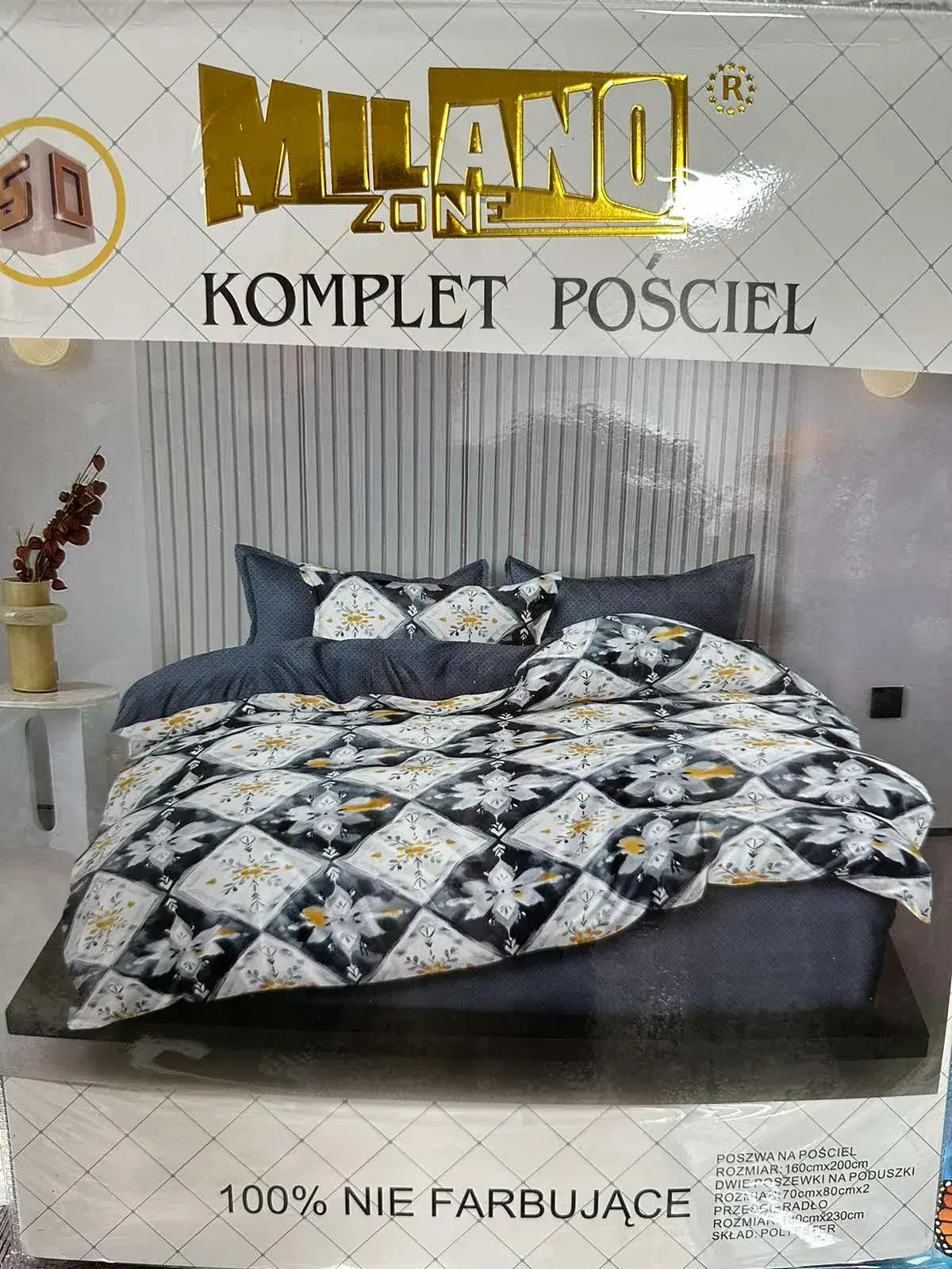Komplet pościeli Milano 4cz 160/200 nie farbujące, kolor granatowy i biały