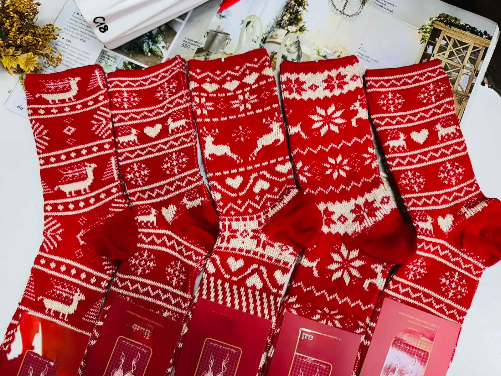 Skarpetki damskie świąteczne czerwone wzorzyste