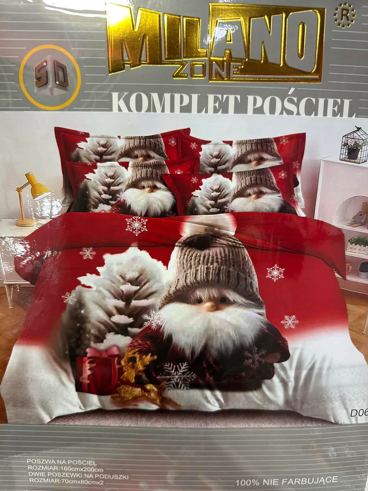 Komplet Pościeli 3cz Milano 160/200 Gnomy Świąteczne, kolor czerwony z białymi i złotymi akcentami