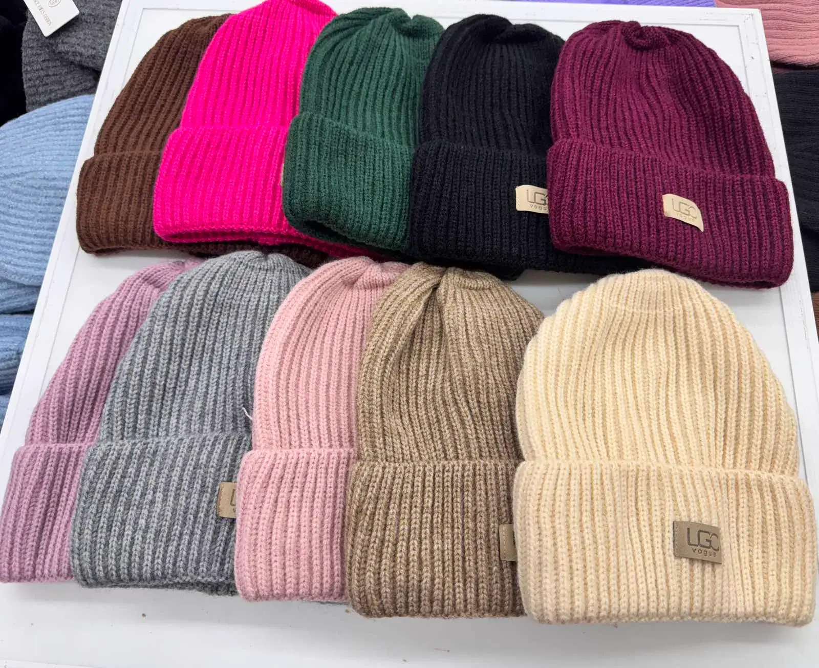 Czapki damskie beanie dzianinowe LG multikolor