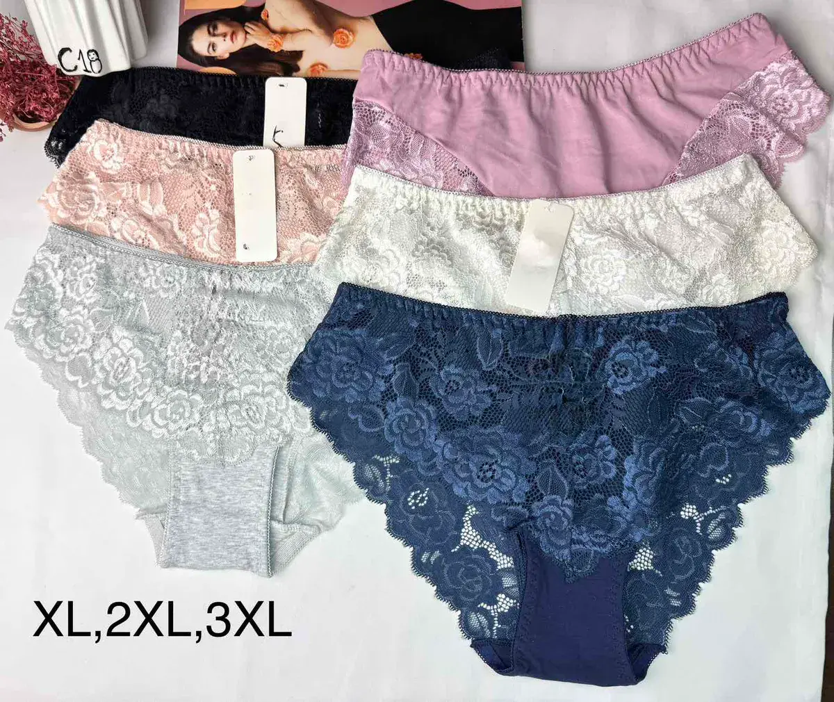 Majtki damskie koronkowe mix kolorów XL-3XL