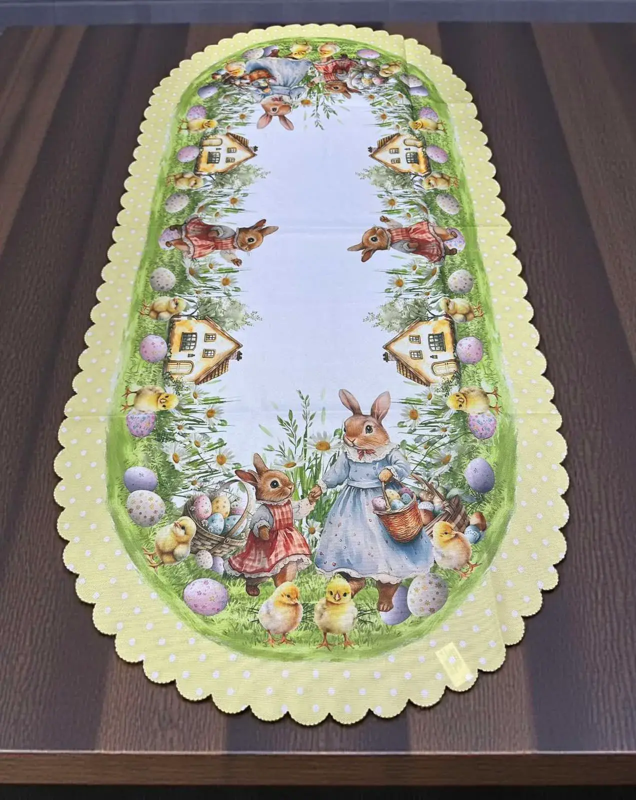 Bieżnik Wielkanocny 60/120 z motywem królików i pisanek