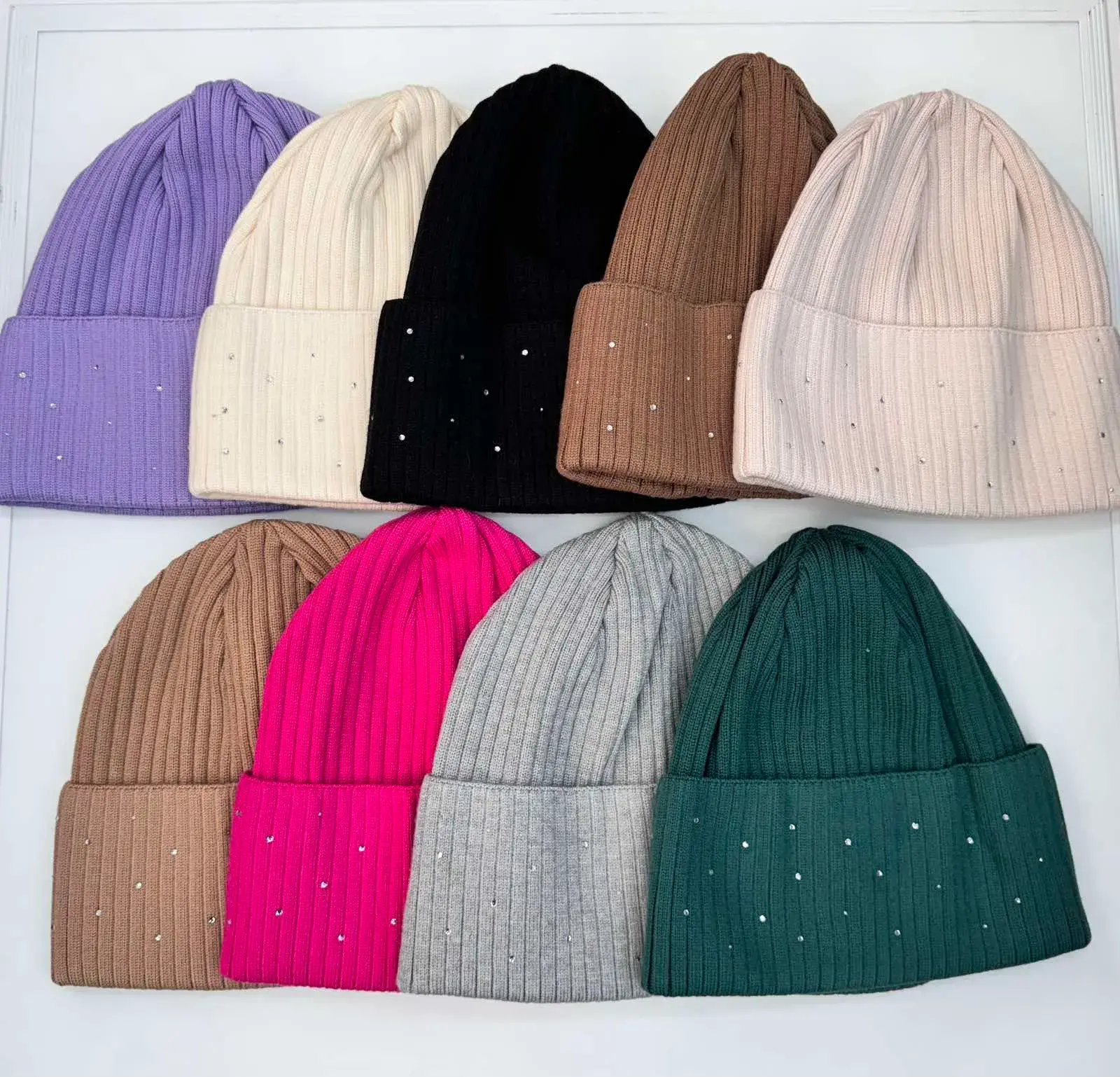 Czapki damskie beanie z cekinami, zestaw 12 szt