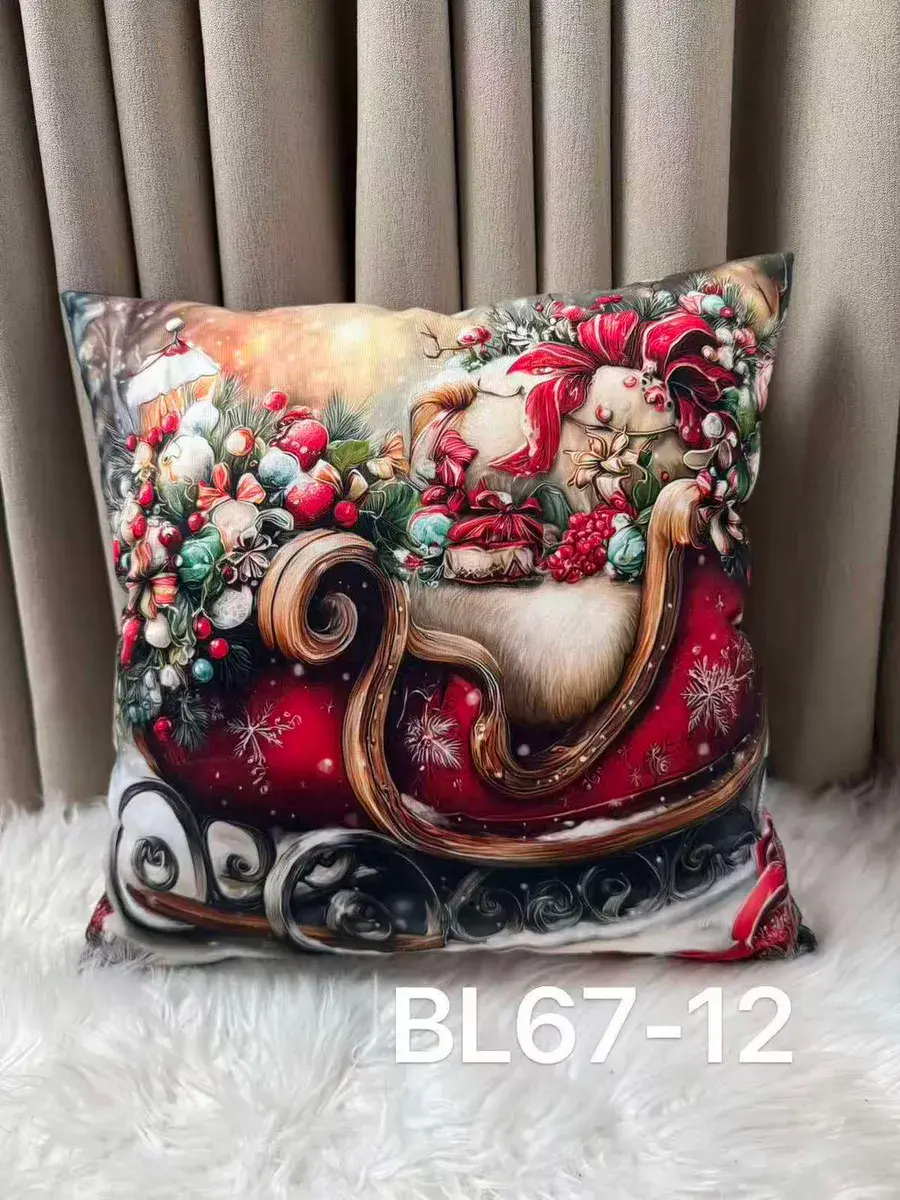 Poszewka na poduszkę świąteczna 40x40 cm z motywem sań i dekoracji