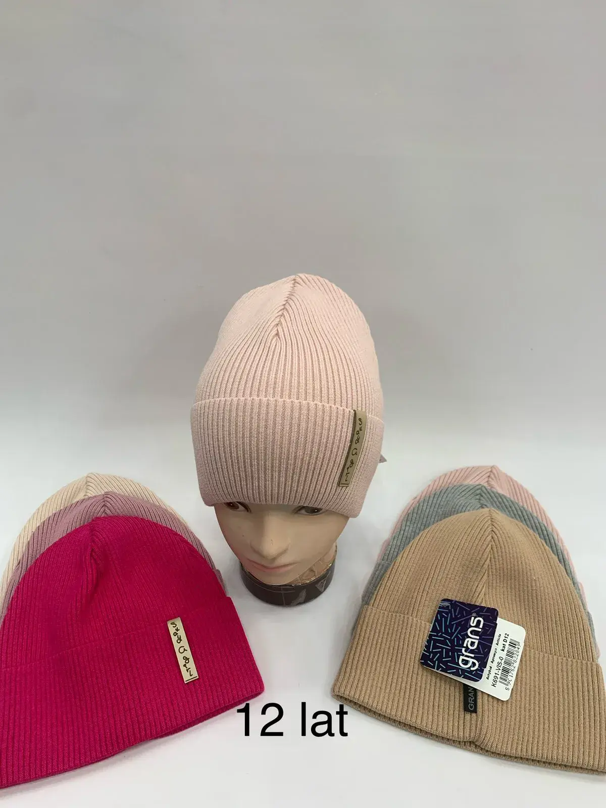 Czapki damskie beanie 12 szt/pakiet