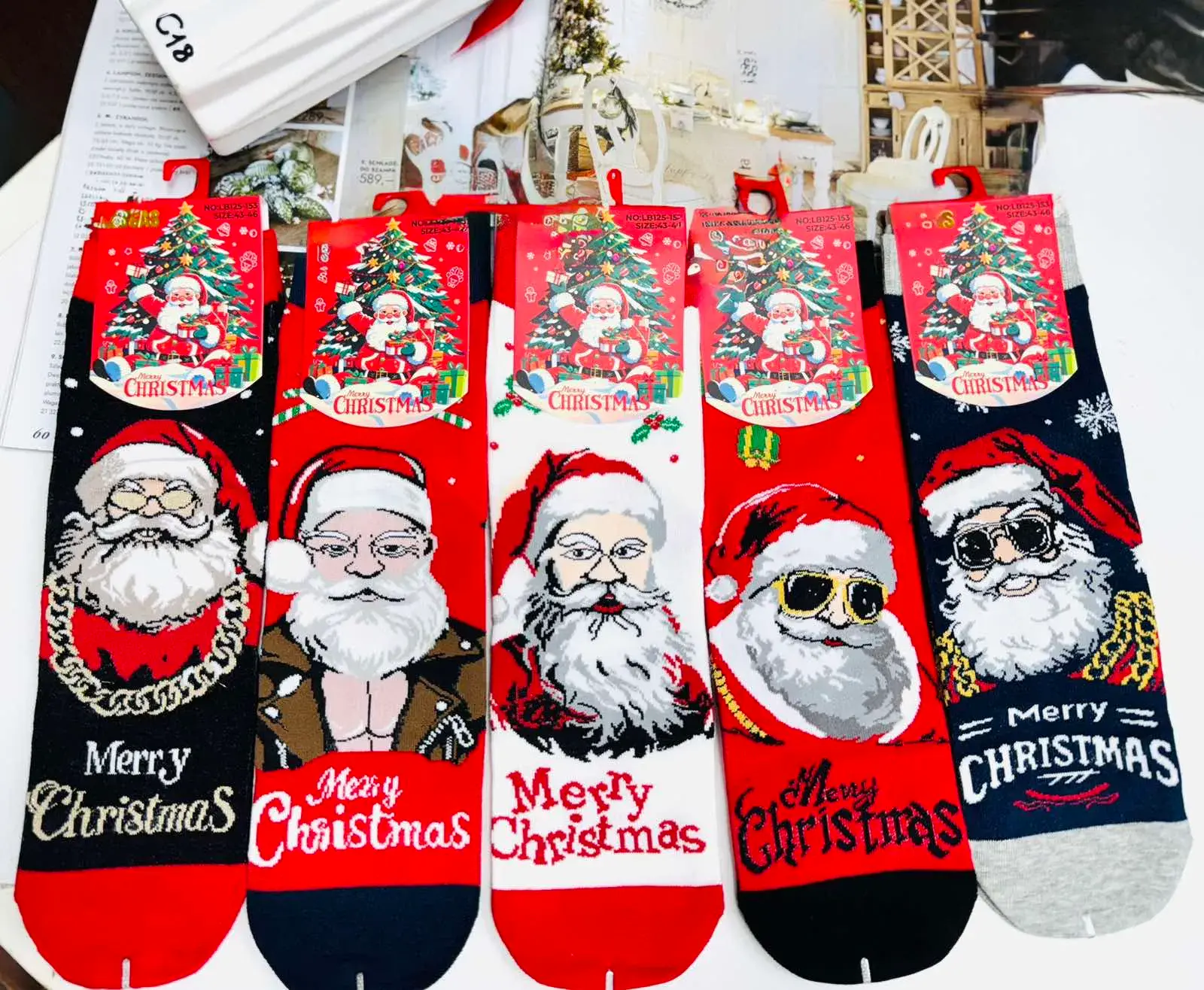 Skarpetki męskie świąteczne z motywem Santa Claus 40 szt