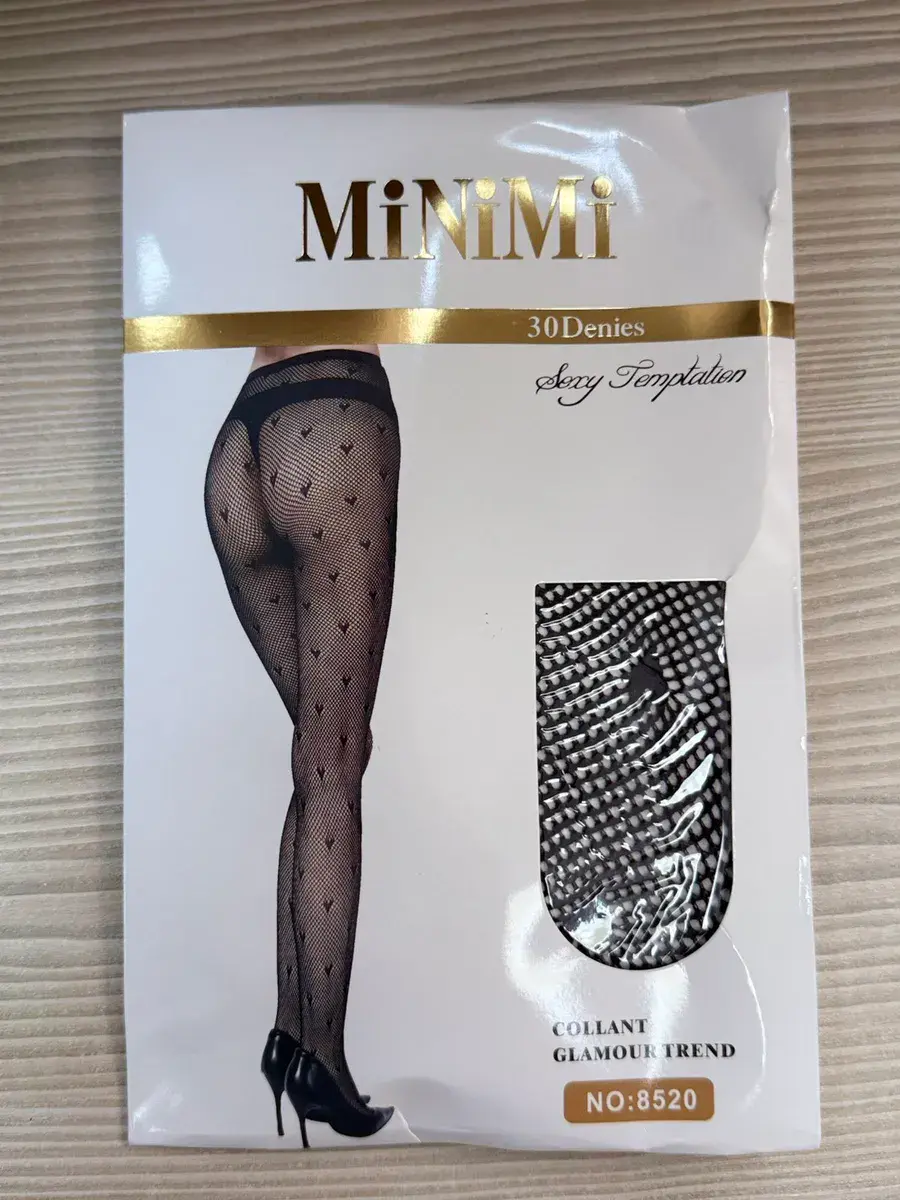 Rajstopy MiniMi Sexy Temptation 30 Den czarne ze wzorem serc